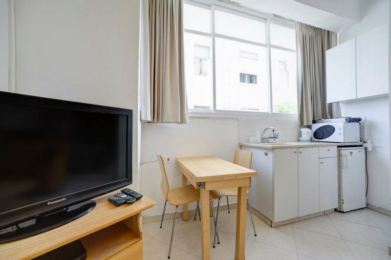 Sea Suites Tel Aviv Exterior photo