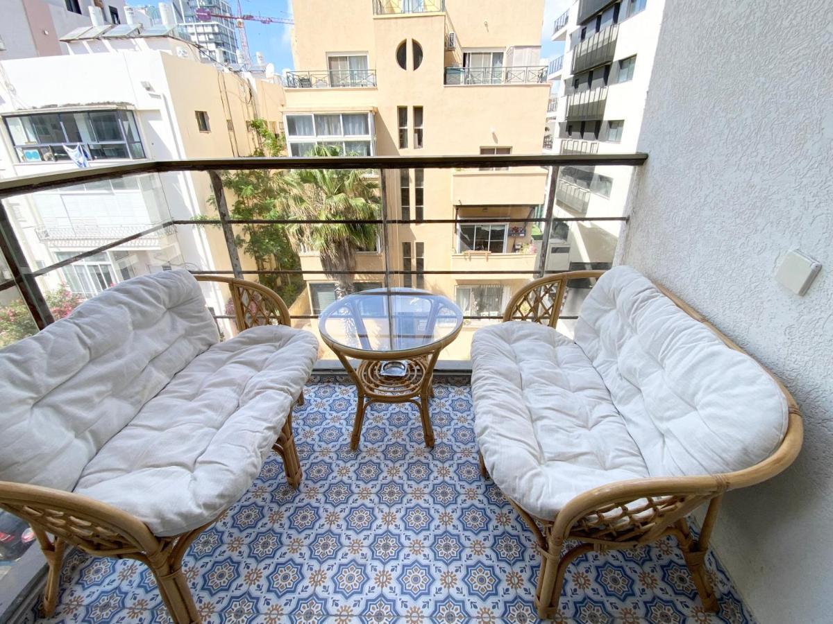 Sea Suites Tel Aviv Exterior photo