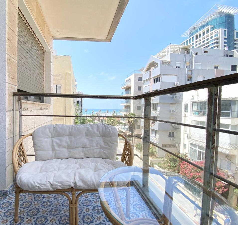 Sea Suites Tel Aviv Exterior photo