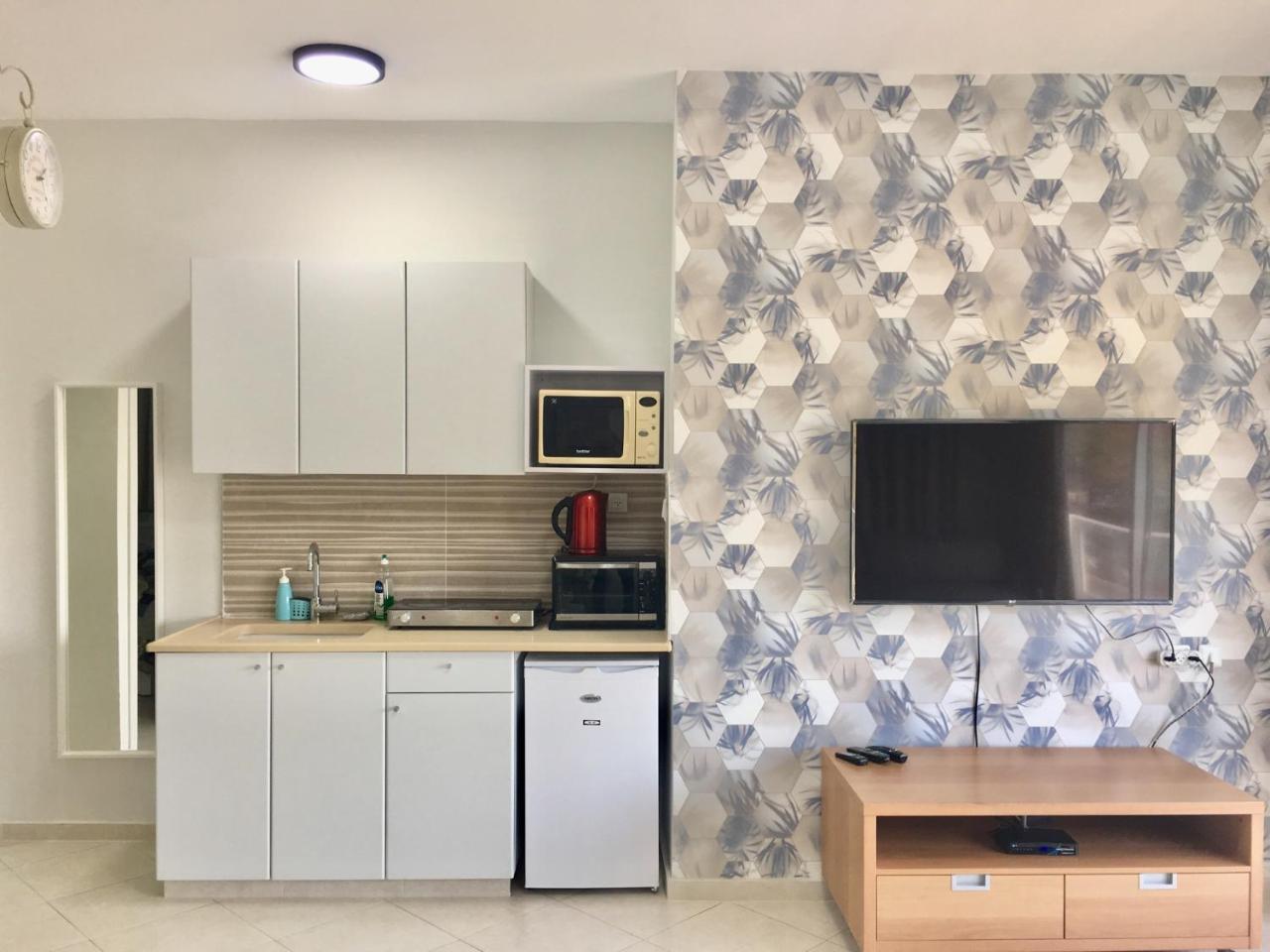 Sea Suites Tel Aviv Exterior photo