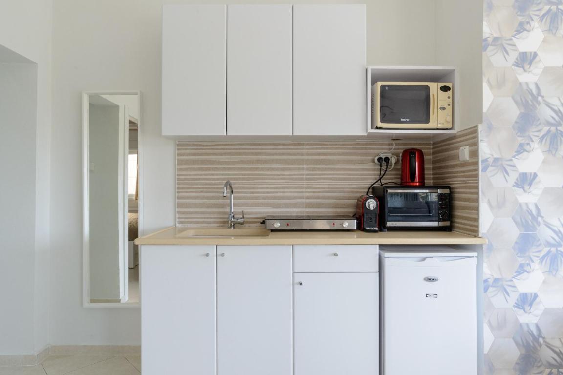 Sea Suites Tel Aviv Exterior photo